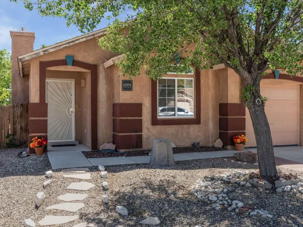 6004 Cyonus Ave NW, Albuquerque, NM 87114