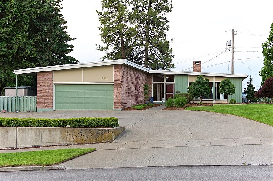 1st image of 2529 E North Altamont Blvd