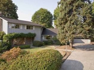 1600 Lynwood Dr, Forest Grove, OR