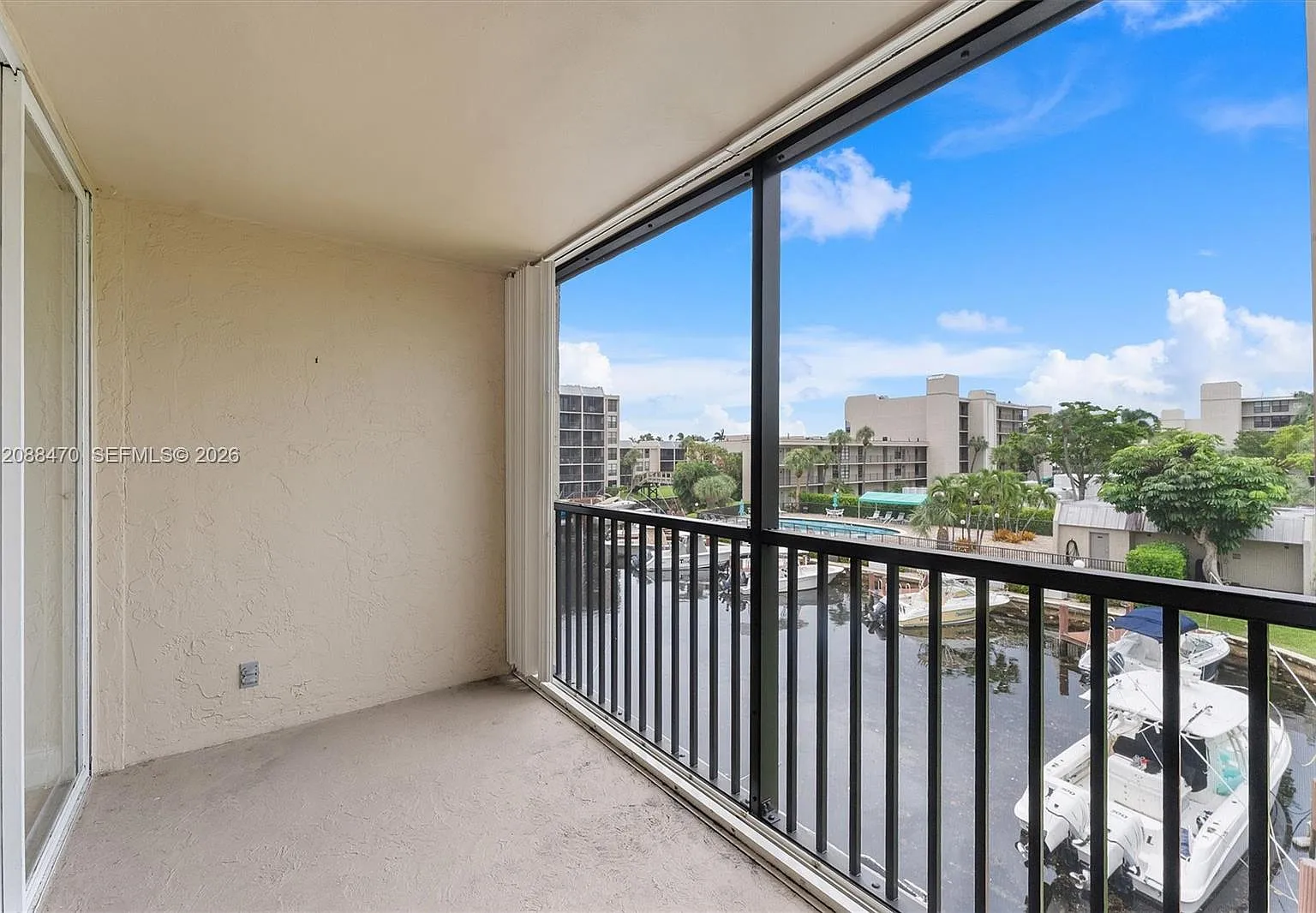 Boca Bayou Condo — Photo 1