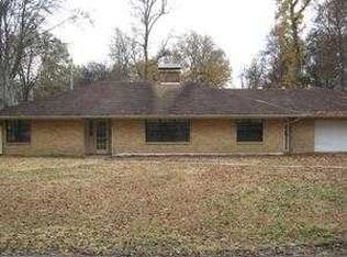 3531 Sherwood Dr, Greenville, MS 38703