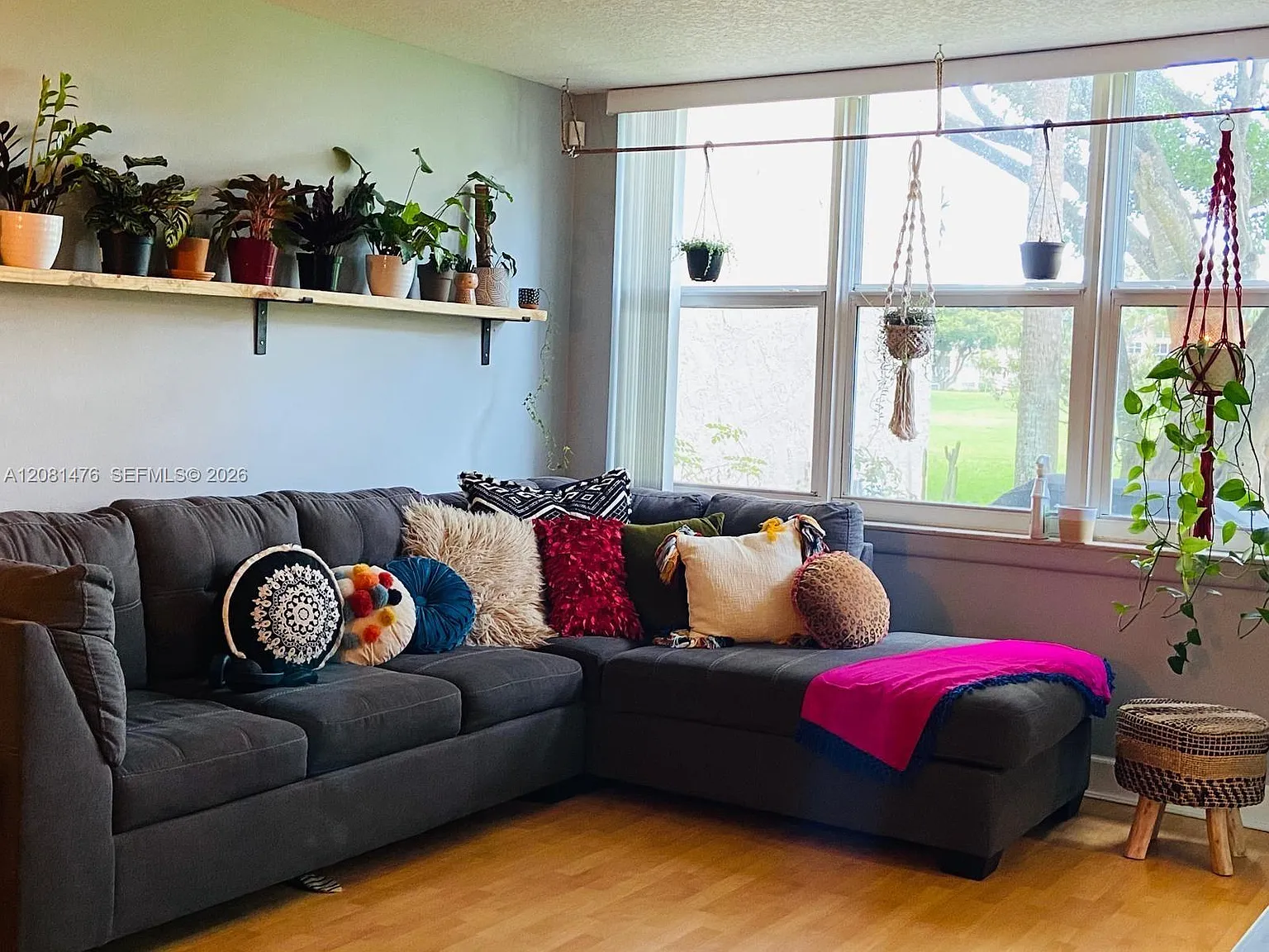 9451 Evergreen Pl — Photo 2