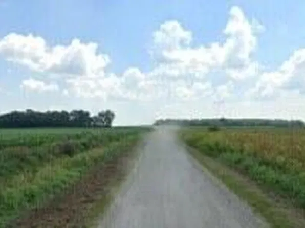 800 N North St W, North Judson, IN 46366