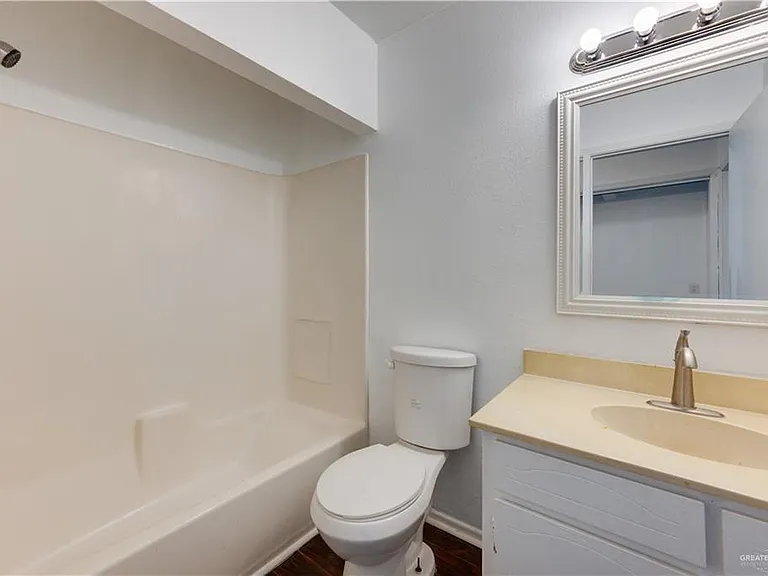 715 Continental Dr #3 — Photo 15