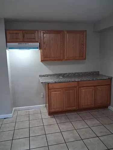 327 Danforth Ave #5B Photo 1