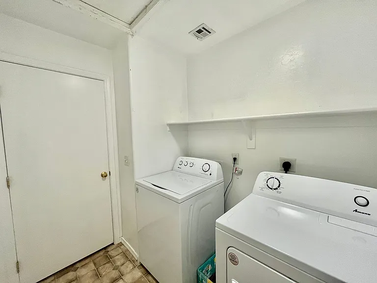 7253 W State Ave — Photo 34