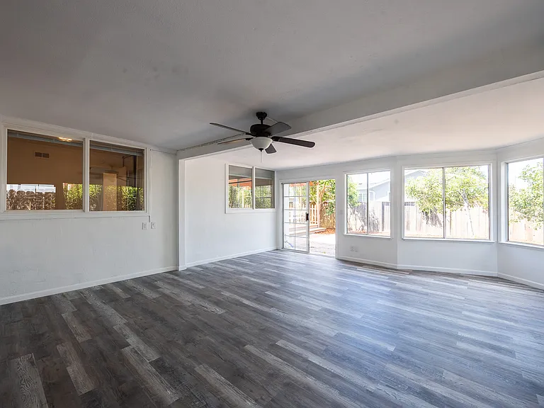 5316 Tanglewood Park Dr — Photo 14