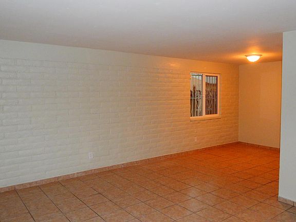5th image of 2655 N Leah Pl