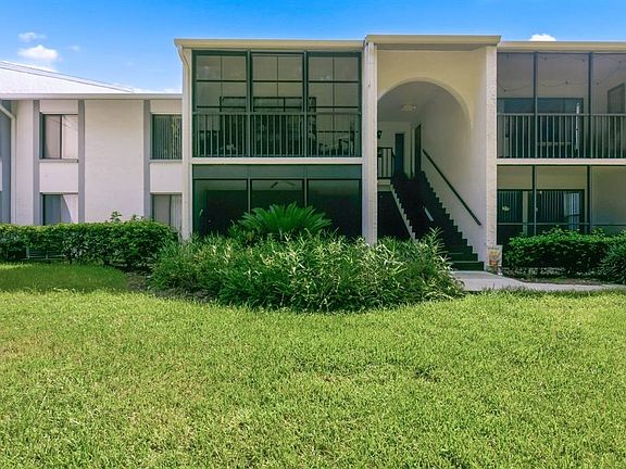 2nd image of 1204 PINE RIDGE CIRCLE W #C1