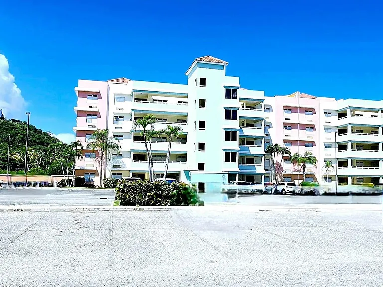 APT 313 Cond. Isabela Beach Court # — Photo 39