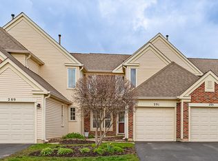 291 University Ln, Elk Grove Village, IL 60007
