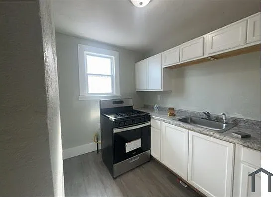 4 bed, 1180 sqft, $1,500 — Photo 3