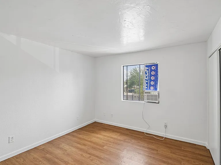 Monte Vista Commons — Photo 37