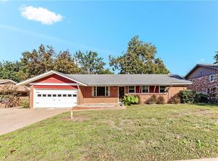 7005 Marilyn Ln, North Richland Hills, TX 76180