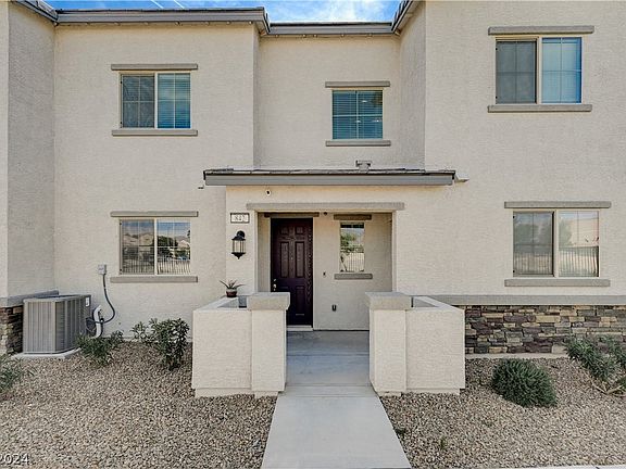 2nd image of 842 Star Estates Ave
