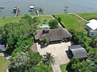 3821 Nasa Pkwy, El Lago, TX 77586