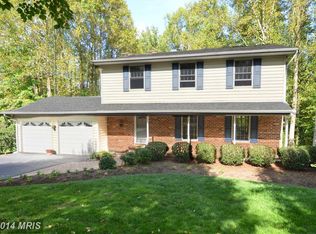 5209 Grenock Dr, Lothian, MD 20711