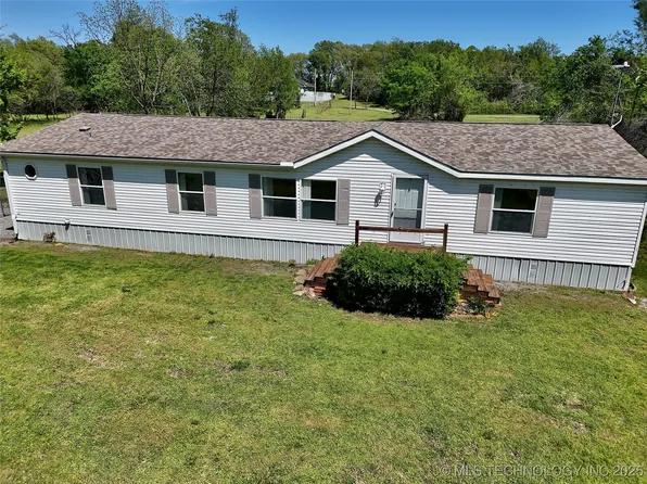 908 S 479th Rd, Salina, OK 74365