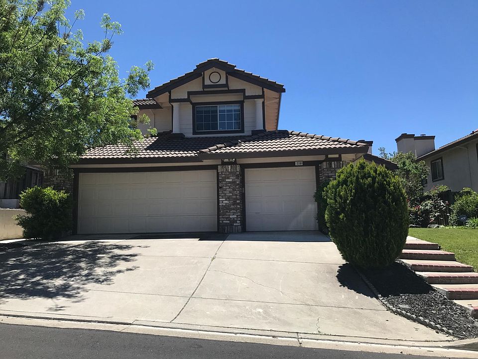 1st image of 216 Walnut Creek Ct