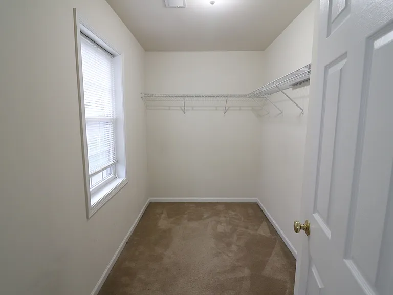 13 Broderick Ct — Photo 16