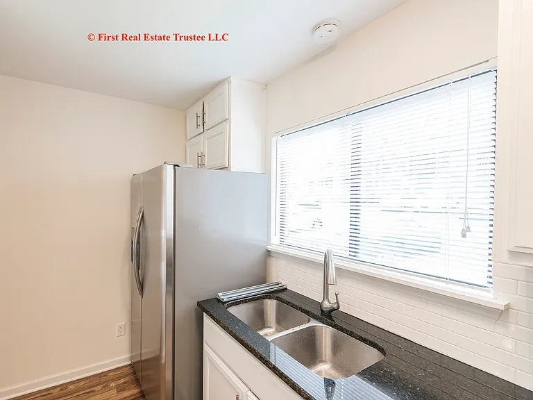 7930 Charter Oak Ln — Photo 7