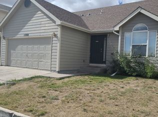 1200 Sonata Ln, Cheyenne, WY 82007