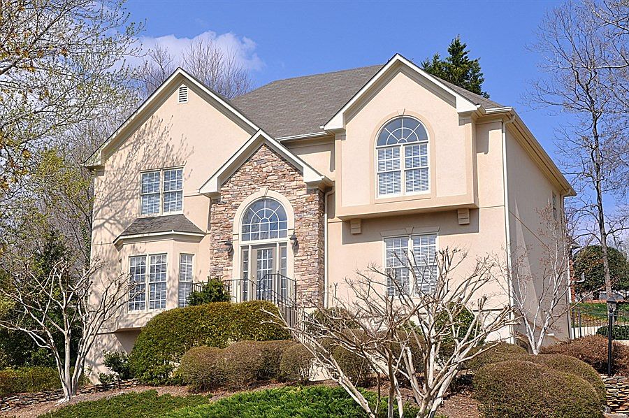 2nd image of 4253 Saddlewood Forest Dr