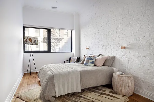 Sold by Compass | media 6