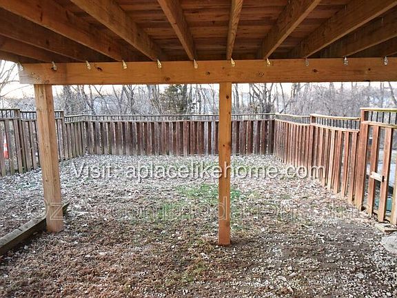 5th image of 16 Misty Springs Cir