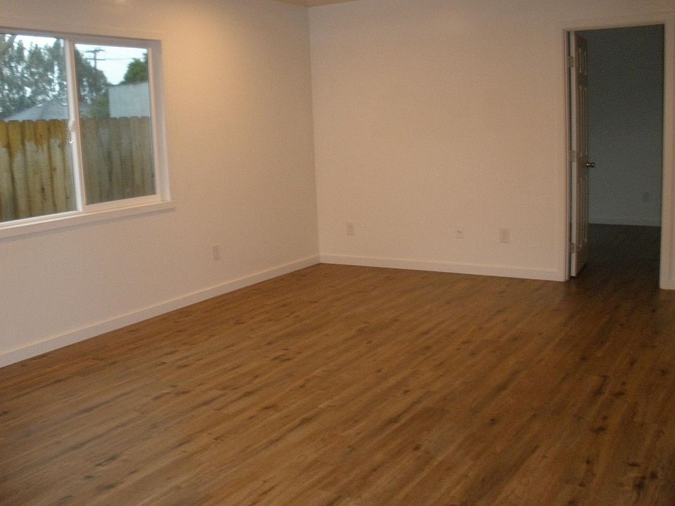 1st image of 819 S Smith St #A