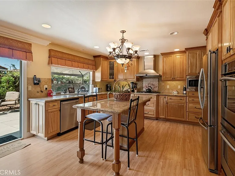 13710 Bannon Dr — Photo 10