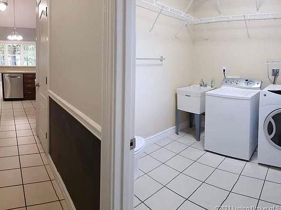 4th image of 7810 Rain Creek Dr