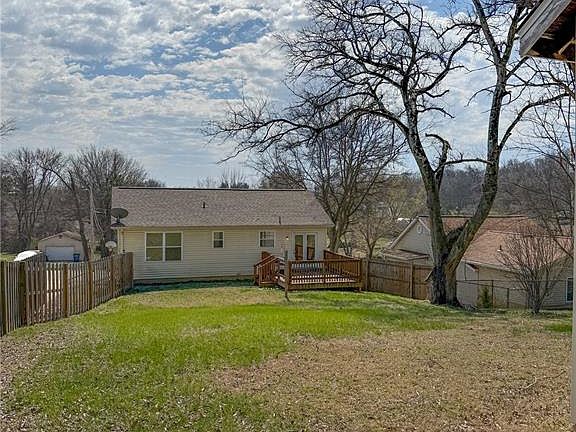 2nd image of 1313 Hill Rd