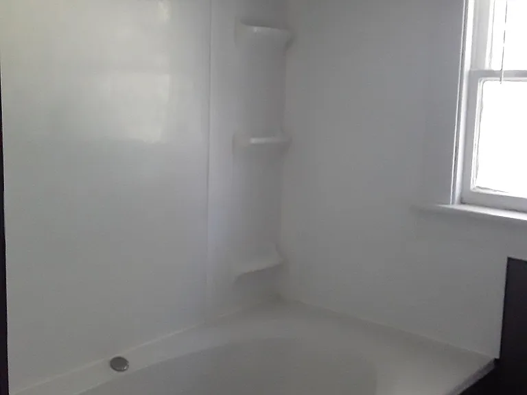 301 N Gold St — Photo 4