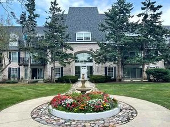 5200 Carriageway Dr APT 229, Rolling Meadows, IL 60008