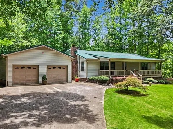 596 Morningside Dr, Hiram, GA 30141