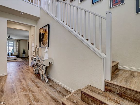 2nd image of 8995 Sweet Chestnut Ln