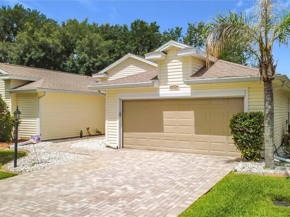 25243 River Crest Dr, Leesburg, FL 34748