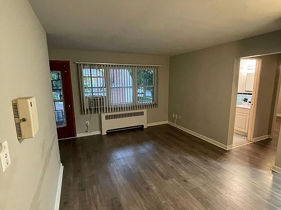 5th image of 2804 Coolidge Hwy #25