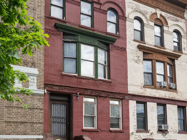 549 West 187th Street image 26 of 31