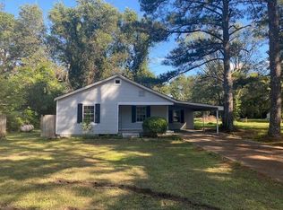 3540 Military Rd, Columbus, MS 39705