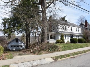 651 Chestnut St, Meadville, PA 16335