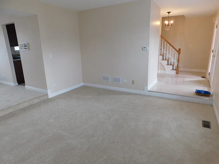 1906 Armwood Ln — Photo 3