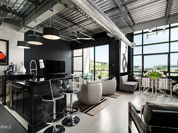 3rd image of 15215 N KIERLAND Boulevard #317