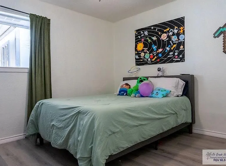 1809 S Williams Ln — Photo 4