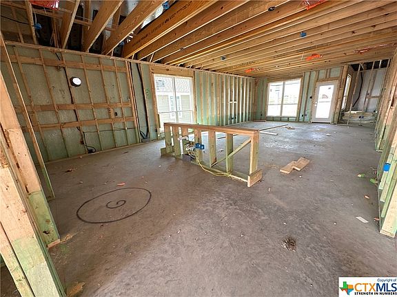 2nd image of 910 James Parker Cir