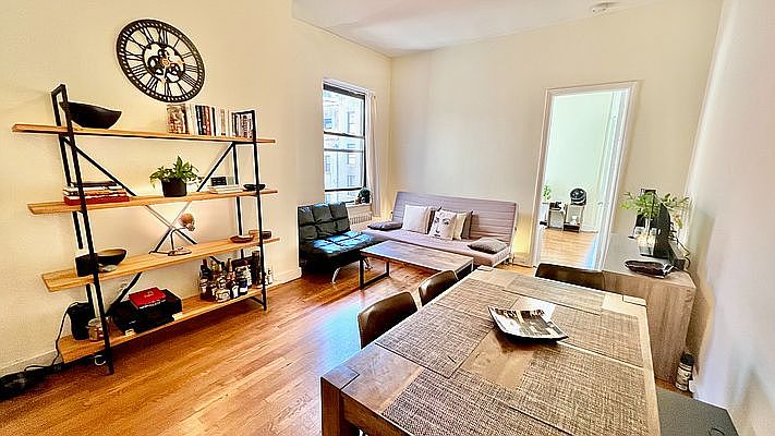 1st image of 34 W 86th St APT 4C