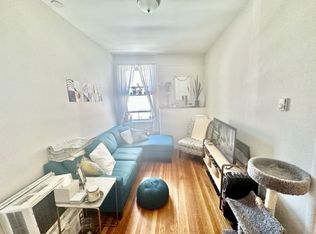 357 Hanover St APT 2, Boston, MA 02113