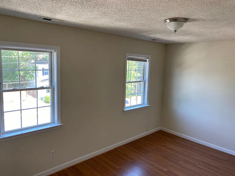 310 W 26th St #B — Photo 22