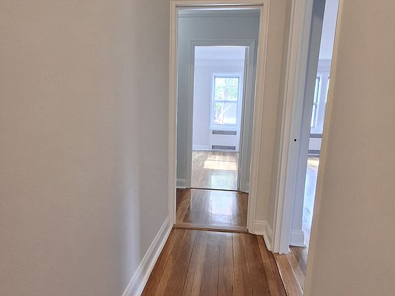 5th image of 7272 112th St APT 1F